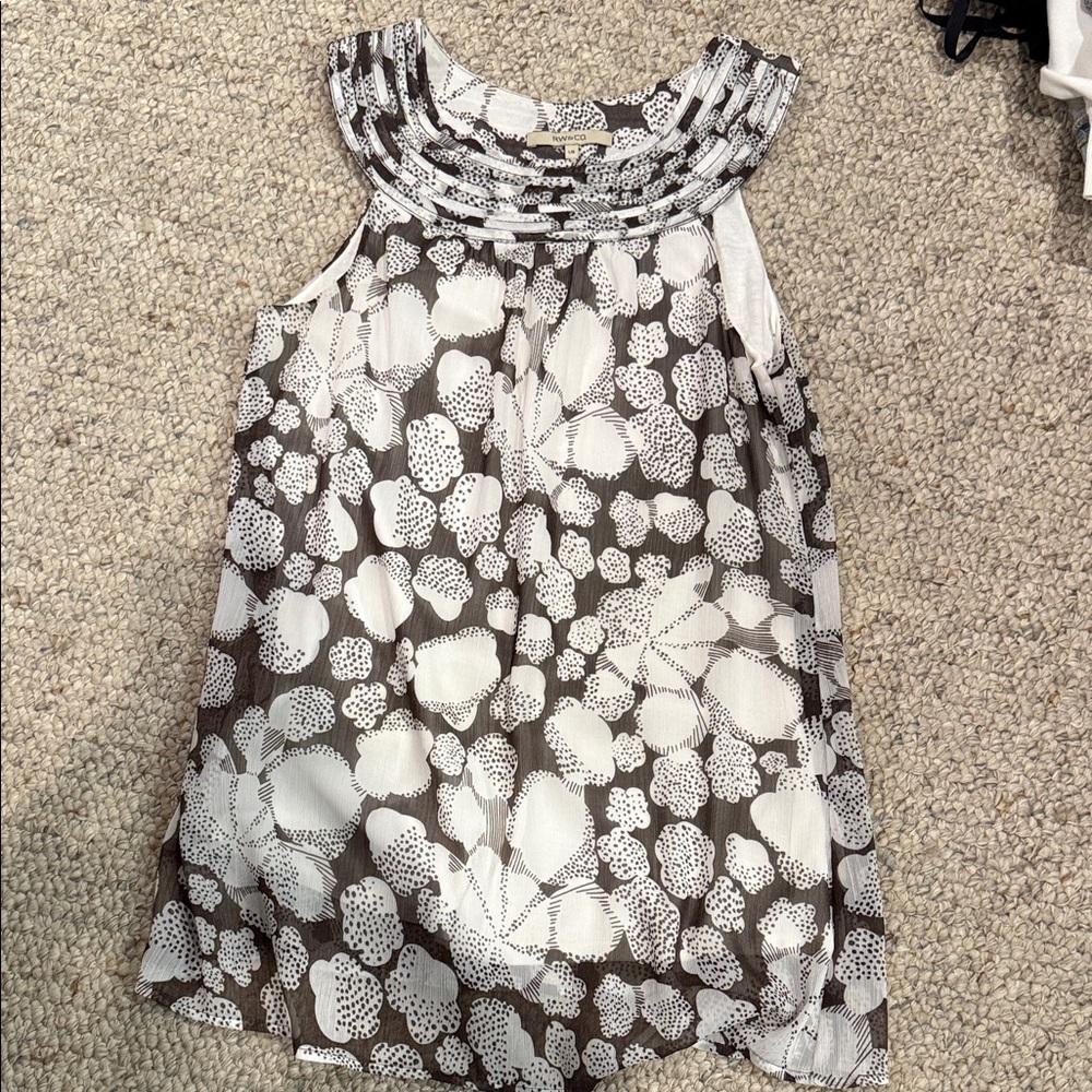 RW&CO. Black and White Floral Blouse